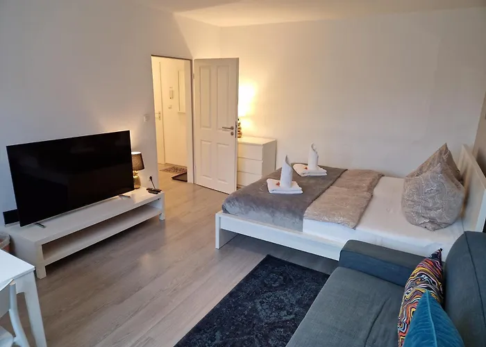 Schoene Zentral Apartamento